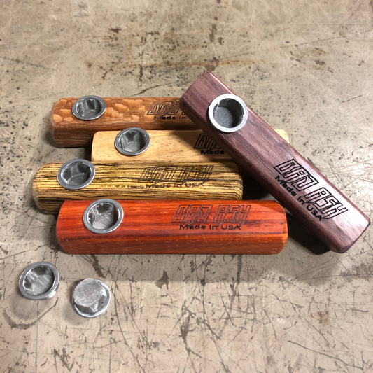 12pk Wood Pipe with replaceable stainless steel screen